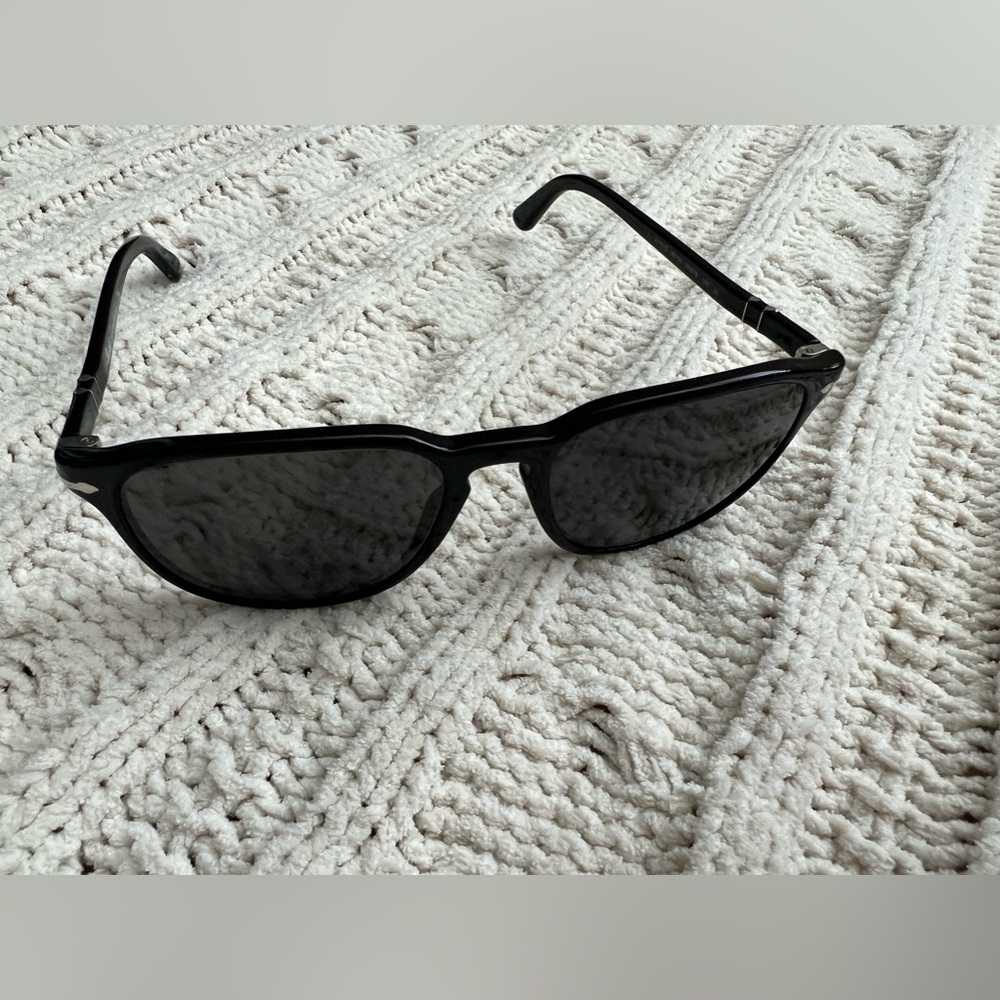 Persol sunglasses, made in Italy, black